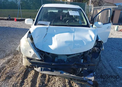 2011 Nissan Versa 1.8S z USA, uszkodzony, nr VIN 3N1BC1AP7BL420980